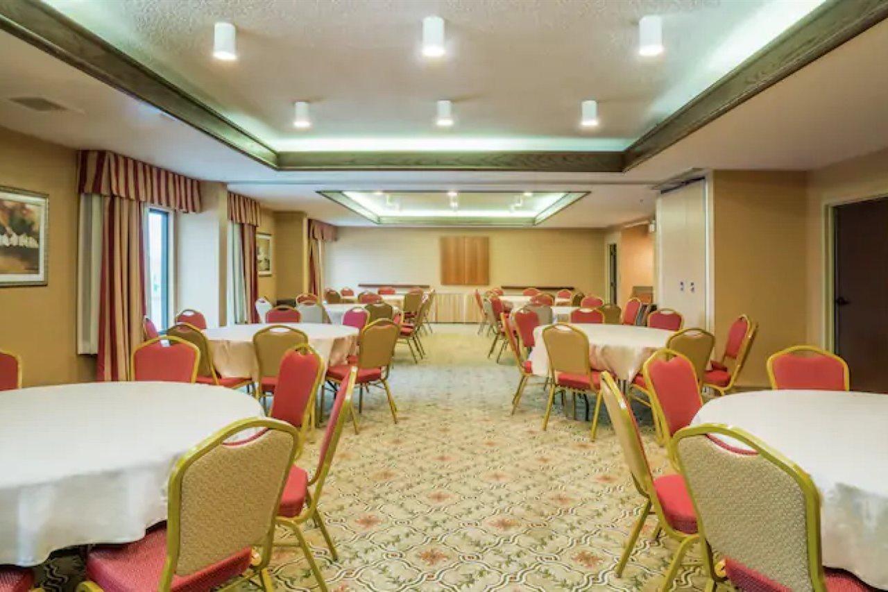 Hampton Inn Bardstown Buitenkant foto