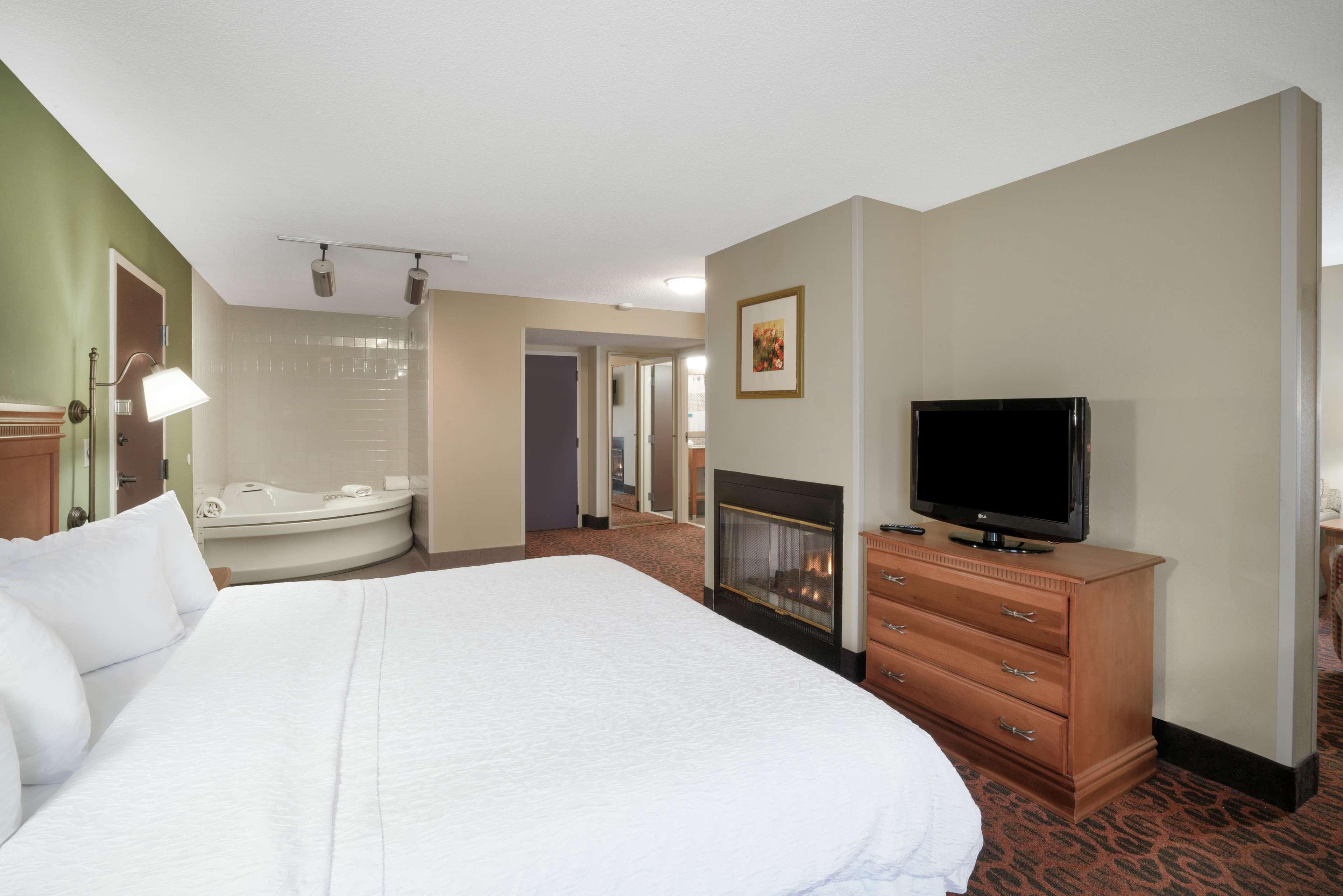 Hampton Inn Bardstown Buitenkant foto