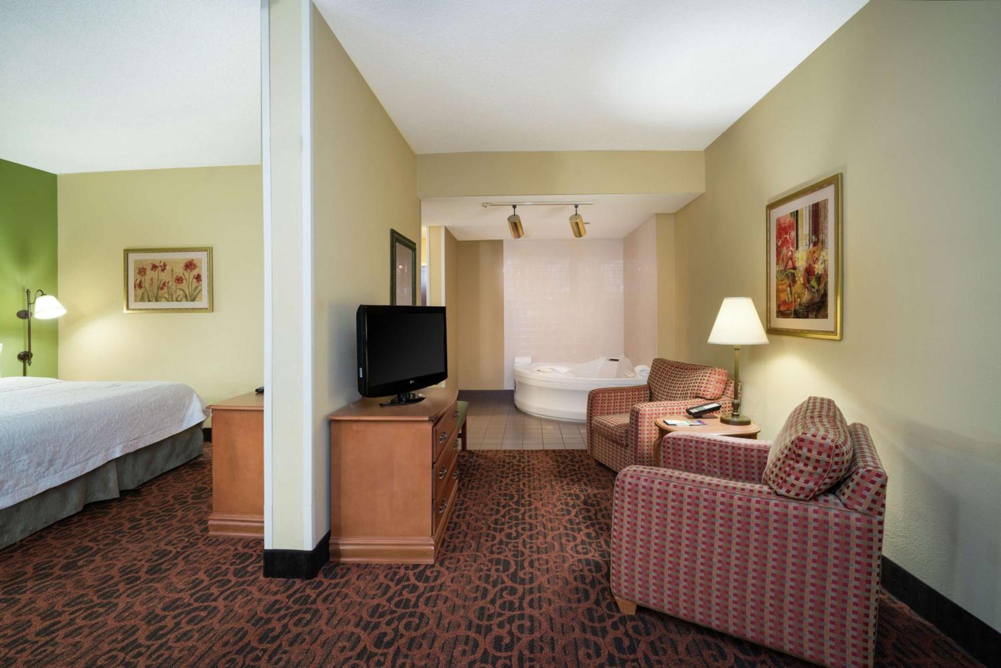 Hampton Inn Bardstown Buitenkant foto