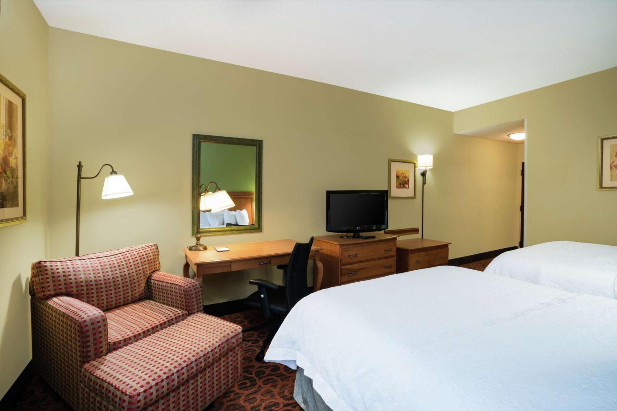 Hampton Inn Bardstown Buitenkant foto