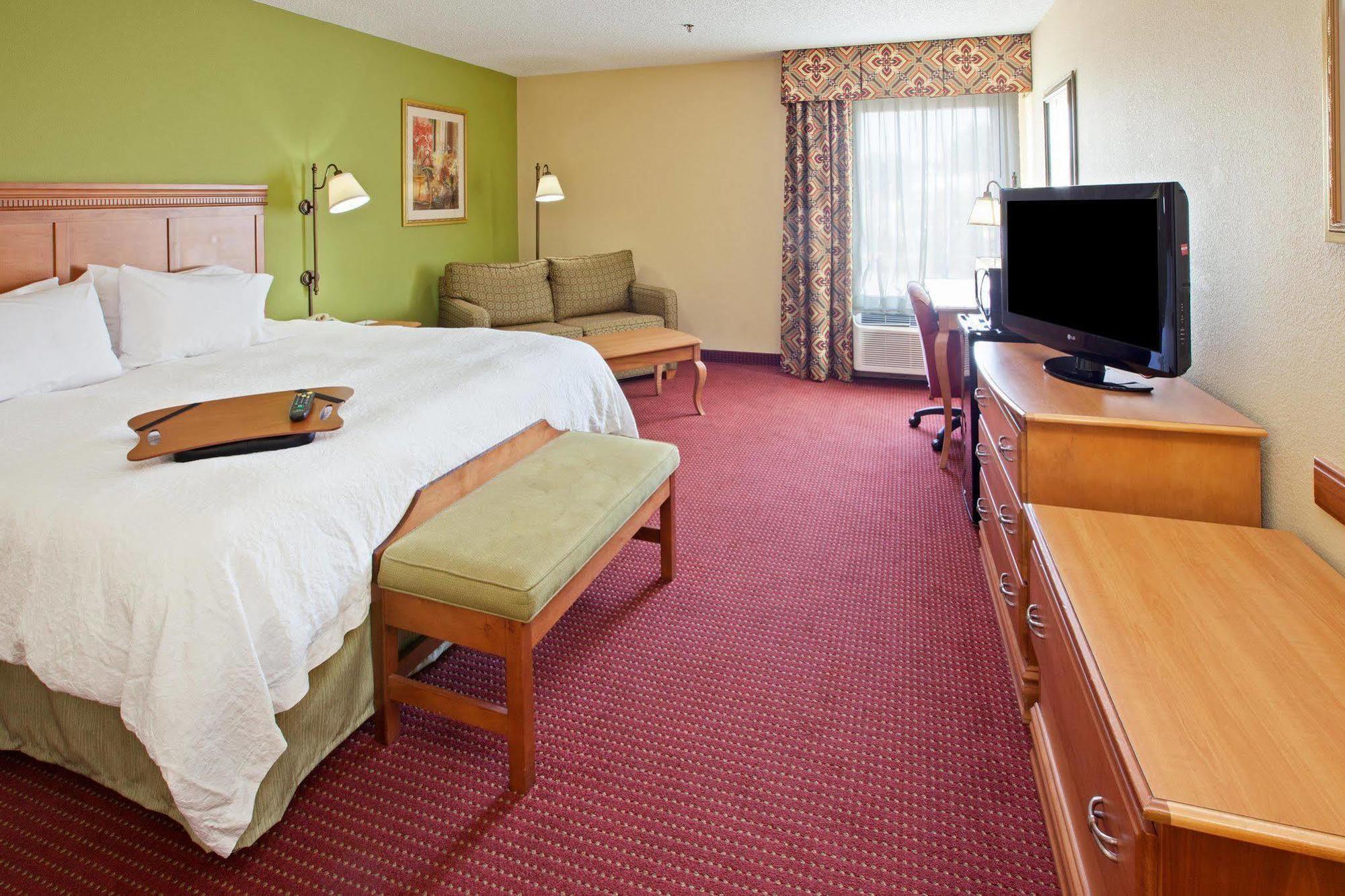 Hampton Inn Bardstown Buitenkant foto